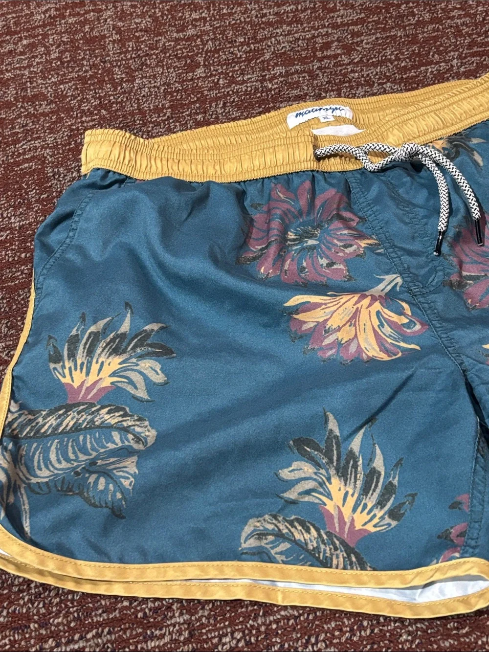 Maamgic 5” swim shorts tropical print chartreuse trim floral print beach XL